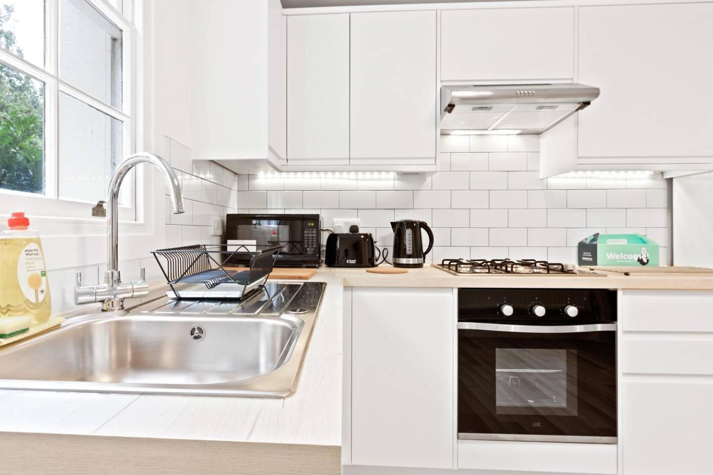 Airy Spacious 1 Bedroom Aprtment With Garden In Brixton Λονδίνο Εξωτερικό φωτογραφία